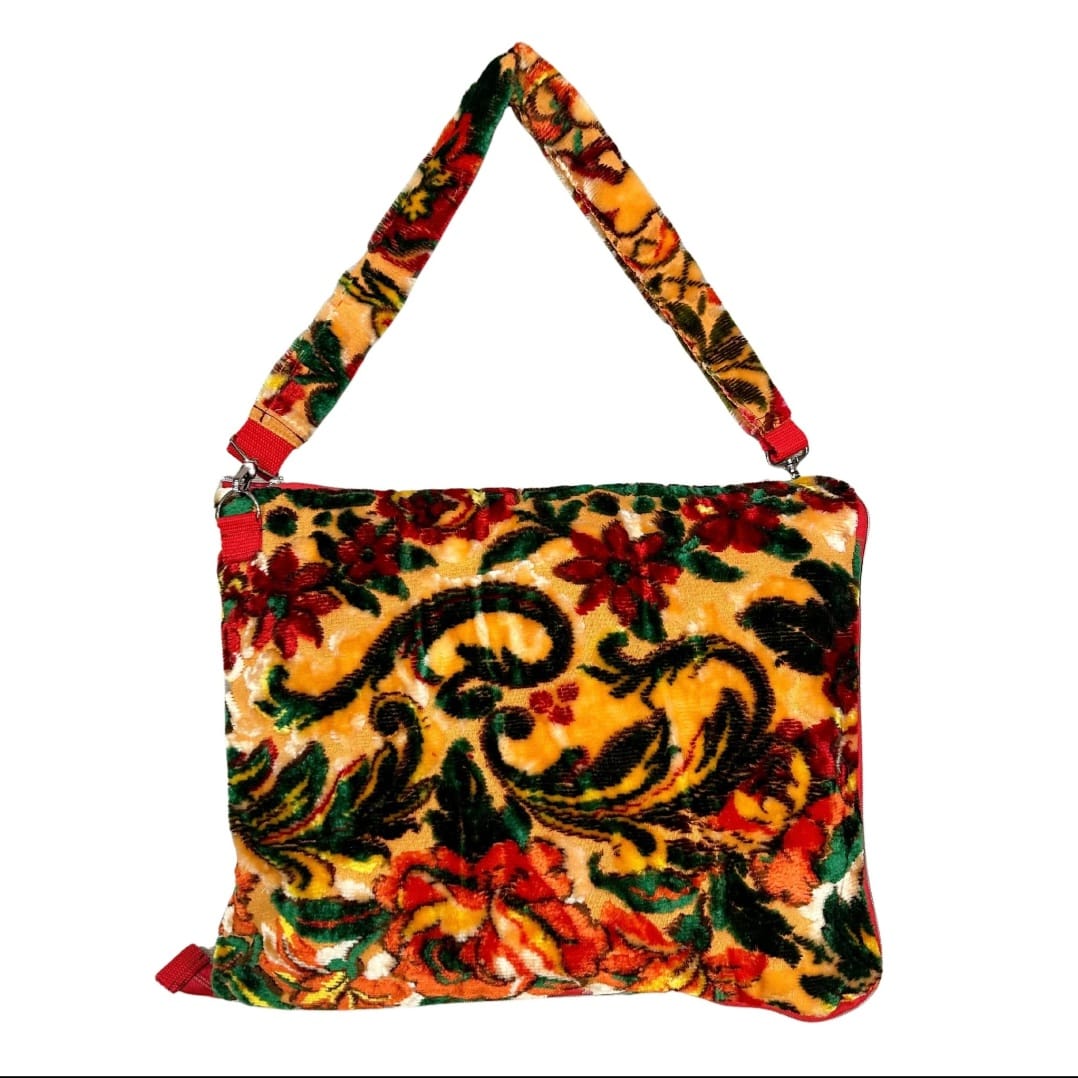 The Fiore Dorato Coat N Tote